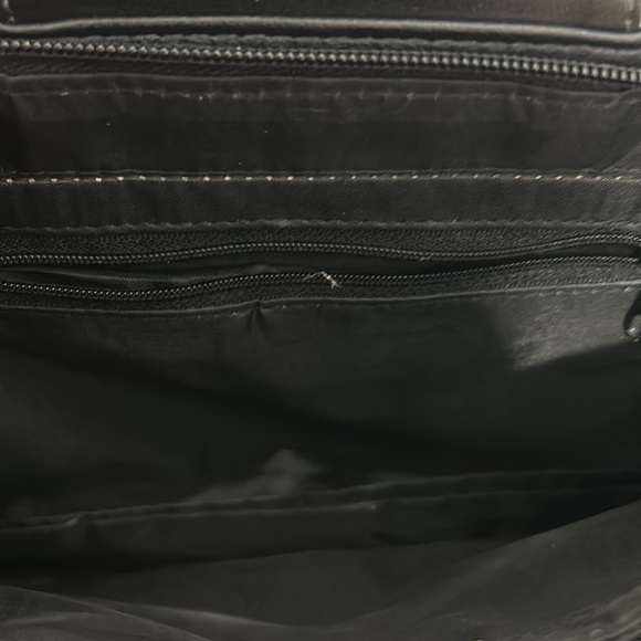 Handbag Clutch Purse Bag Metal Handle Rectangle Giannini Black zipper top - Picture 17 of 17